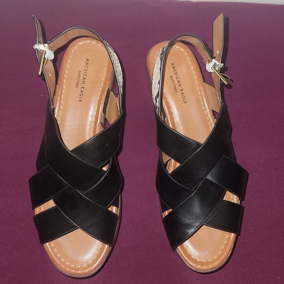 American Eagle - Picture 2 of 8